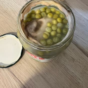 Son Tüketim Tarihi Geçmemiş Bezelye Konservesi Bozuk Çıktı