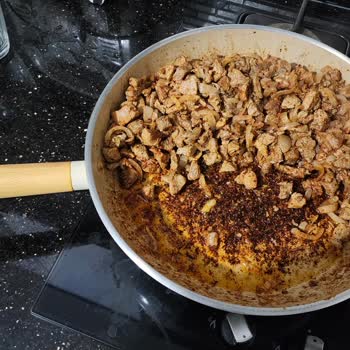 Emsan Mutfak Swiss Crystal Tava Yapışma Sorunu Ve Temizlik Zorluğu!