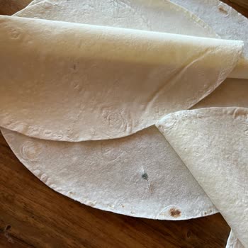 Küflü Lavaş: Sağlık Tehlikesi Ve Dikkatsizlik