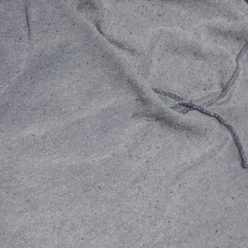 Renk Atan Eşofman Takımı Sorunu