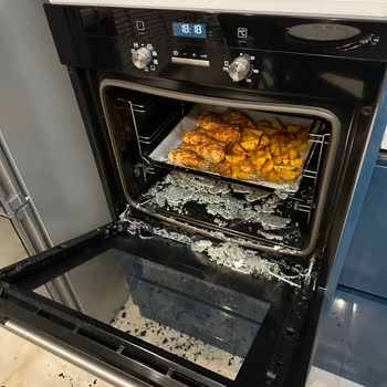 Siemens Fırının Patlayan Camı Güvenimizi Sarstı