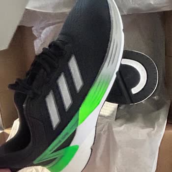 Adidas Yanlış Ürün Gönderimi Ve Yetersiz Çözüm Süreci