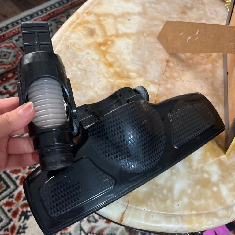 Süpürge Başlığı Sorunu: Takılmayan Boru