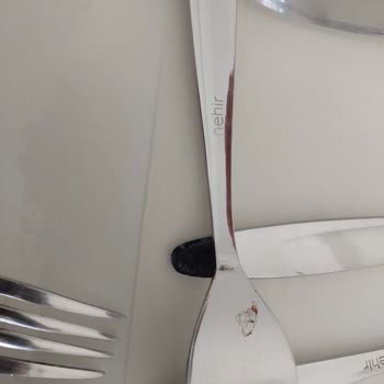 Paslanan Çatal Kaşık Seti Hayal Kırıklığı Yarattı