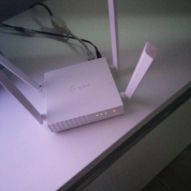 Ay Telekom'un Sürekli Kesilen İnternet Hizmeti