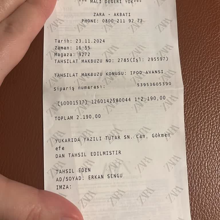 Zara Mağazasında Sipariş Karmaşası Ve Uzun Bekleyiş