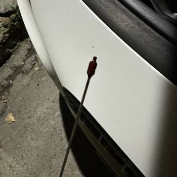 BMW 320ied F30 Araçta Plastik Parçaların Dayanıksızlığı