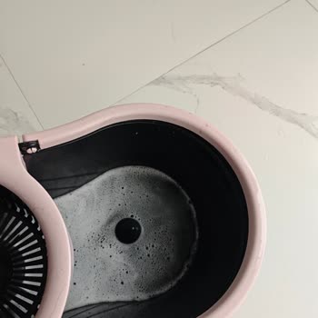 Sürekli Su Sızdıran Camlar Ve Çözülmeyen Sorunlar