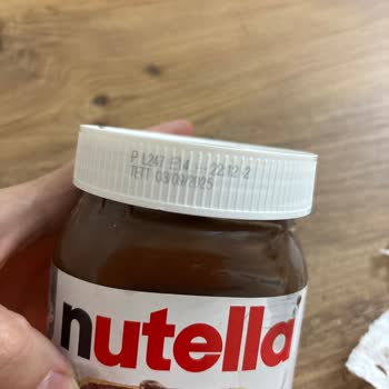 Nutella'dan Çıkan Plastik Parçalar: Sağlığım Tehlikede!