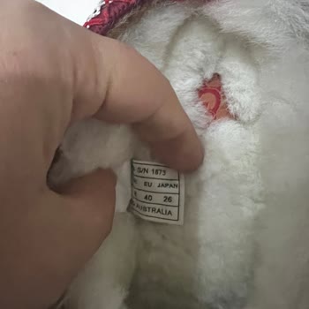 Orijinal Diye Satılan Ugg Terlikler Sahte Çıktı