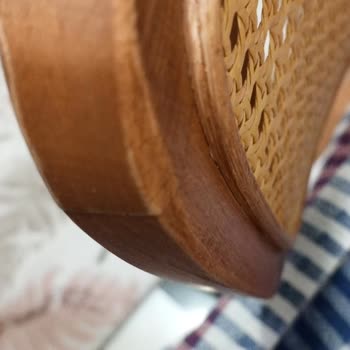 Sıfır Ürün Teslimatında Kırık Ve Lekeli Parçalar