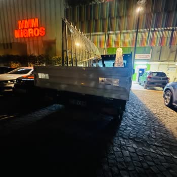 Tarsu AVM'de Araç Şarj İstasyonu Sorunu