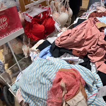 Penti Yanıltıcı Kampanya Tabelalarıyla Zaman Kaybı