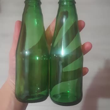 Boş Şişelerle Karşılaştım: Sırma Soda Üretim Hatası