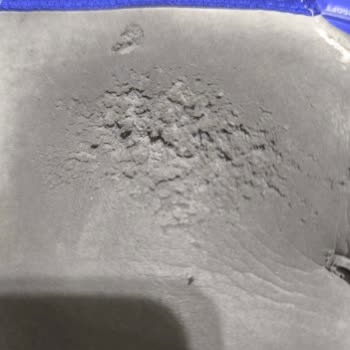 Puma Kaleci Eldiveni Hayal Kırıklığı: Kalitesiz Ürün Ve Yetersiz Destek