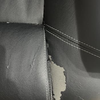 Teşhir Ürünü Deri Koltuklarda Hızlı Yıpranma Sorunu