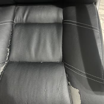 Teşhir Ürünü Deri Koltuklarda Hızlı Yıpranma Sorunu