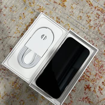 Çiziklerle Gelen Sıfır Telefon Ve Çözüm Arayışı