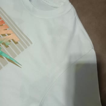 Kosla Vanish Stained My New White T-Shirt Instead of Removing Stains