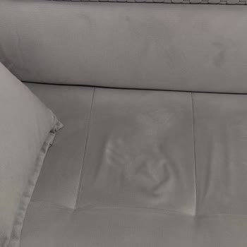 Veyron Üçlü Koltuk Takımı: Kalitesiz Malzeme Ve Ulaşılmaz Müşteri Hizmeti