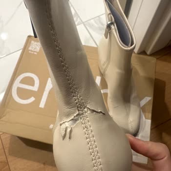 Bershka Botlarının Kalitesizliği Karşısında Şok Oldum