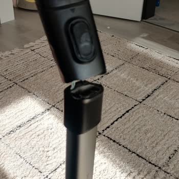 Philips Ev Aletleri 8000 Serisi Süpürgenin Borusu Kırıldı, Haksızca Ücret Talep Ediliyor!