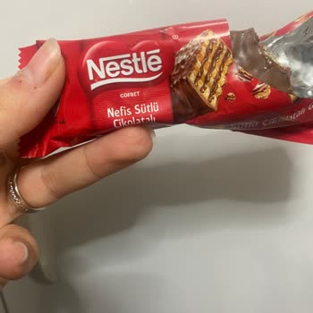 Nestle Gofret Çikolatada Hijyen Sorunu
