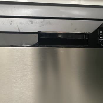 Bulaşık Makinesi Kapağında Renk Soyulması Ve Garanti Sorunu