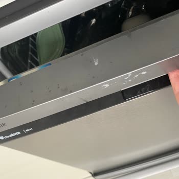 Bulaşık Makinesi Kapağında Renk Soyulması Ve Garanti Sorunu
