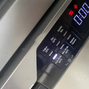 Bulaşık Makinesi Kapağında Renk Soyulması Ve Garanti Sorunu