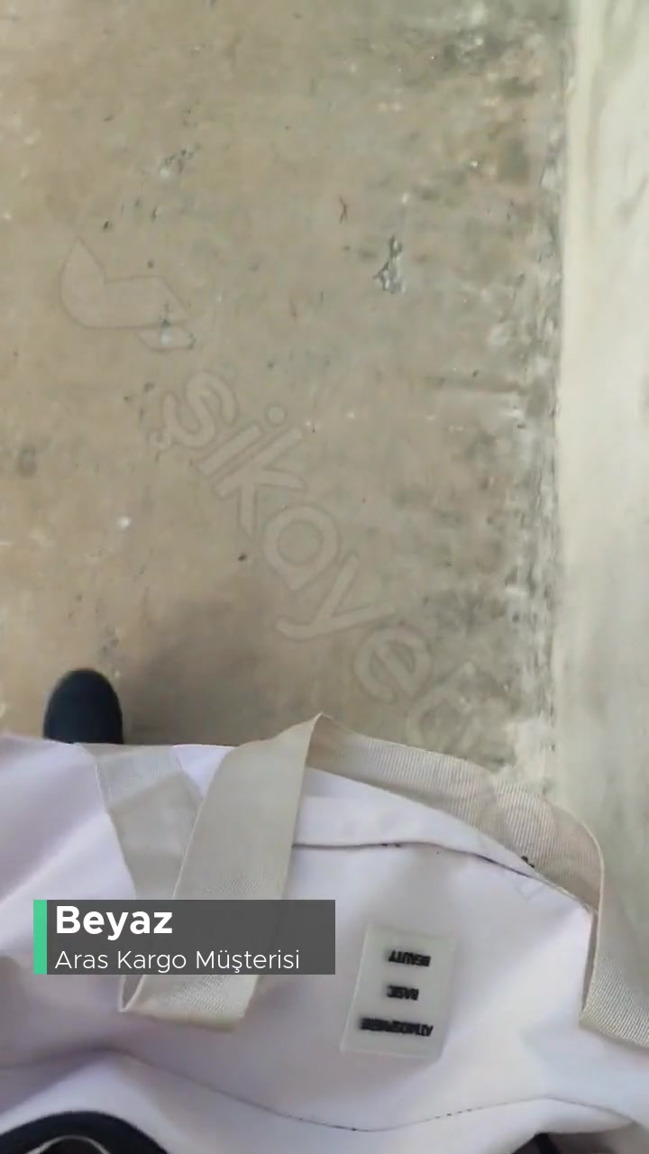 Aras Kargo Sabiha Gökçen Şubesinden Şikayetçiyim! videonun kapak resmi