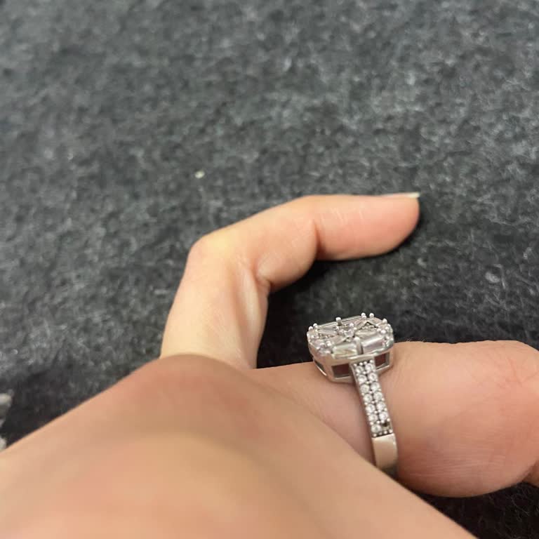 So Chic Taşları Sürekli Düşen Yüzük Ve Bitmeyen Tamir Süreci!