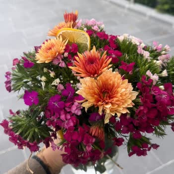 Yanıltıcı Çiçek Gönderimi Ve Yetersiz Telafi