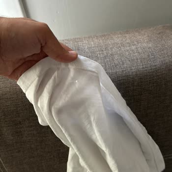 Çamaşır Makinesi Kullanımı Sonrası Yırtılan Kıyafetler Ve Yanıltıcı Servis Hizmeti