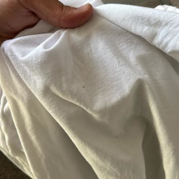 Çamaşır Makinesi Kullanımı Sonrası Yırtılan Kıyafetler Ve Yanıltıcı Servis Hizmeti