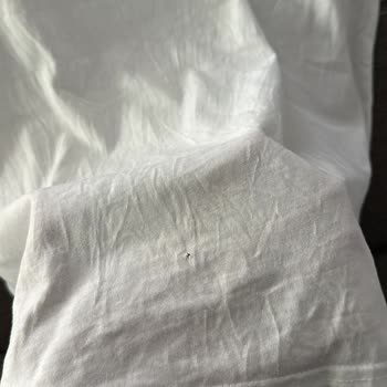 Çamaşır Makinesi Kullanımı Sonrası Yırtılan Kıyafetler Ve Yanıltıcı Servis Hizmeti