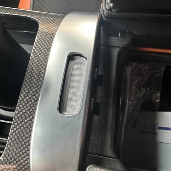 Qualitätsprobleme bei einem neuen Mercedes-Benz GLC 180: Mängel ab Tag eins