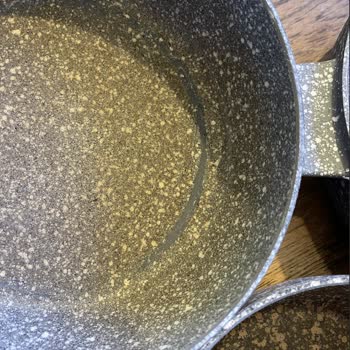 Emsan Tencerelerin Kaplaması Soyuluyor Ve Destek Eksikliği