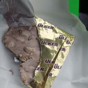 Ülker Antep Fıstıklı Çikolata Hayal Kırıklığı