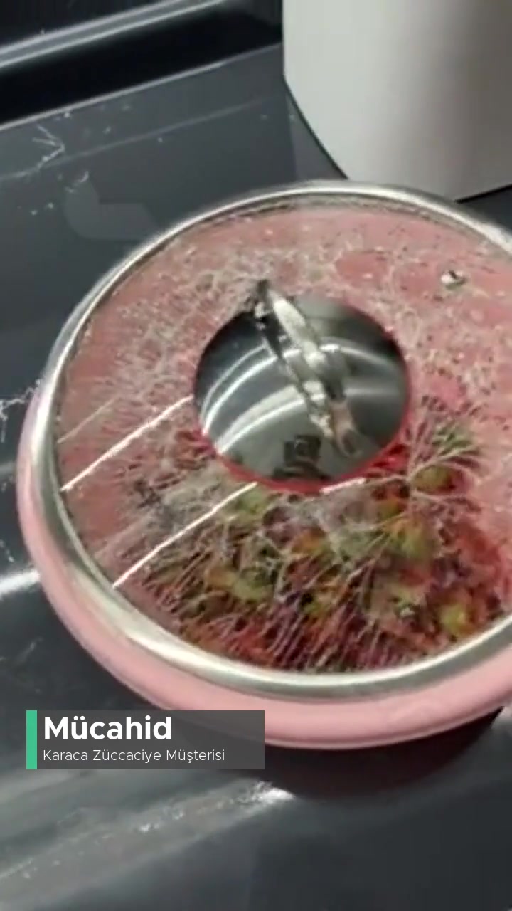 Karaca Tencere Kapağı Kendi Kendine Çatladı videonun kapak resmi