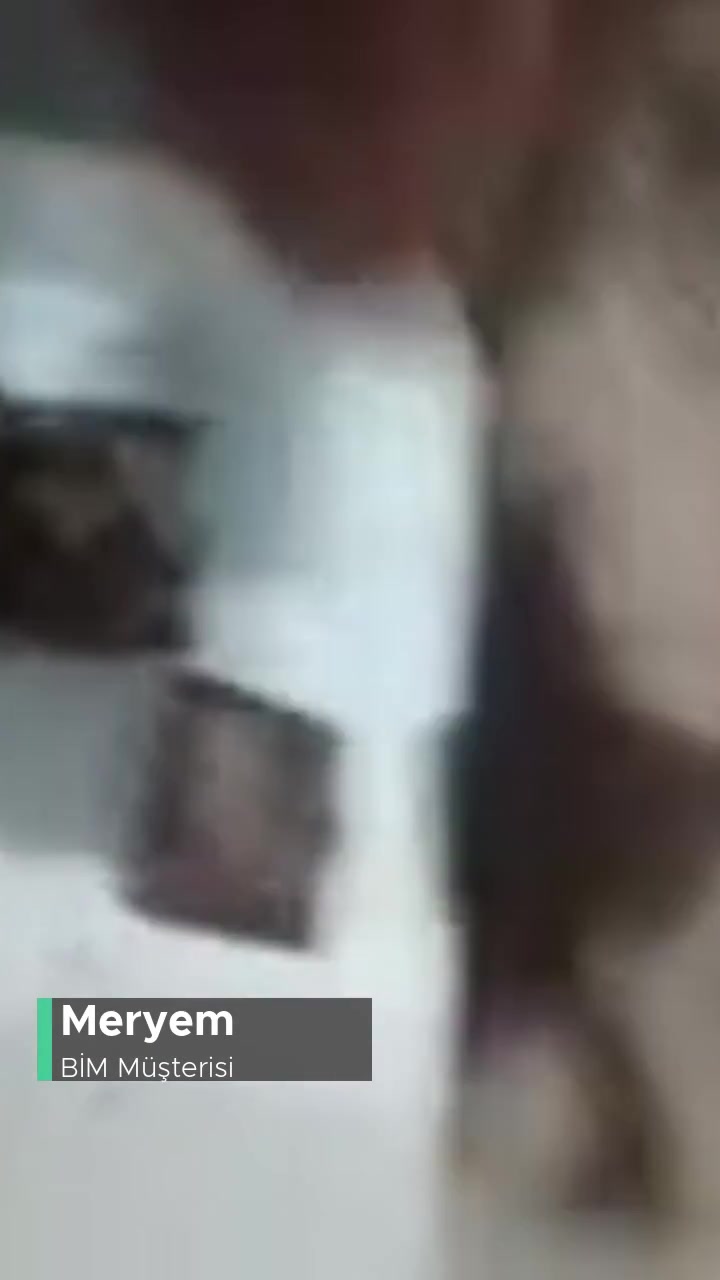 BİM'den Aldığım Küflü Çikolata! videonun kapak resmi