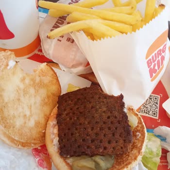 Burger King Tavuk Köfte Menüsünde Alışılmadık Tat Ve Görüntü