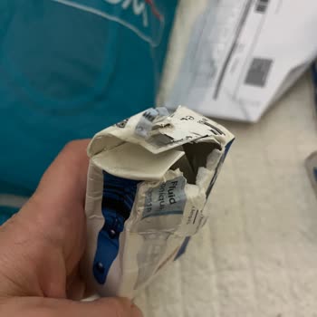 Watsons'tan Gelen Kırık Ve Akmış Ürünler