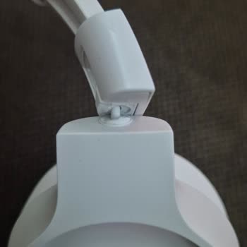 JBL 720bt Kulaklığım Kulağımdayken Aniden Kırıldı: Yurt Dışı Alışverişimin Sorunları