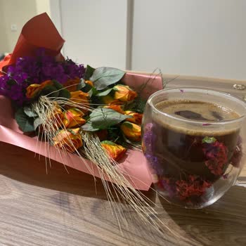 Öğretmenler Günü İçin Yanlış Çiçek Teslimatı