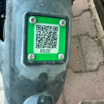 Park Halindeki Aracıma Çarpan Martı Motosiklet Ve İlgisiz Müşteri Hizmetleri