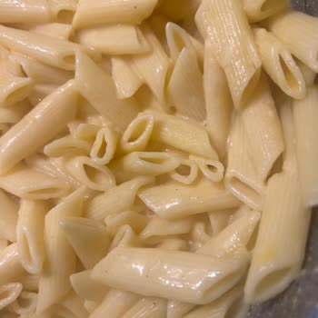 Knorr Mac & Cheese Sosunda Böcek Şoku