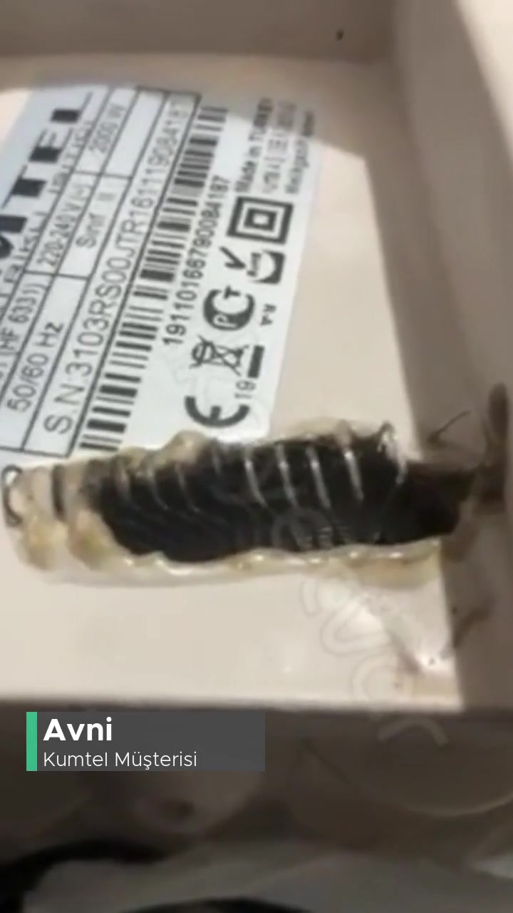 Kumtel Küçük Elektrikli Fanlı Isıtıcı! videonun kapak resmi