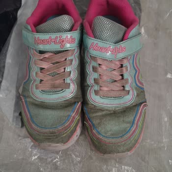 Kalitesiz Ayakkabı Ve Yetersiz Müşteri Hizmeti