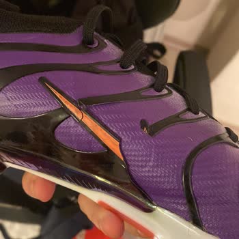 Kalitesiz Kramponlar Ve Yanıltıcı Hizmet